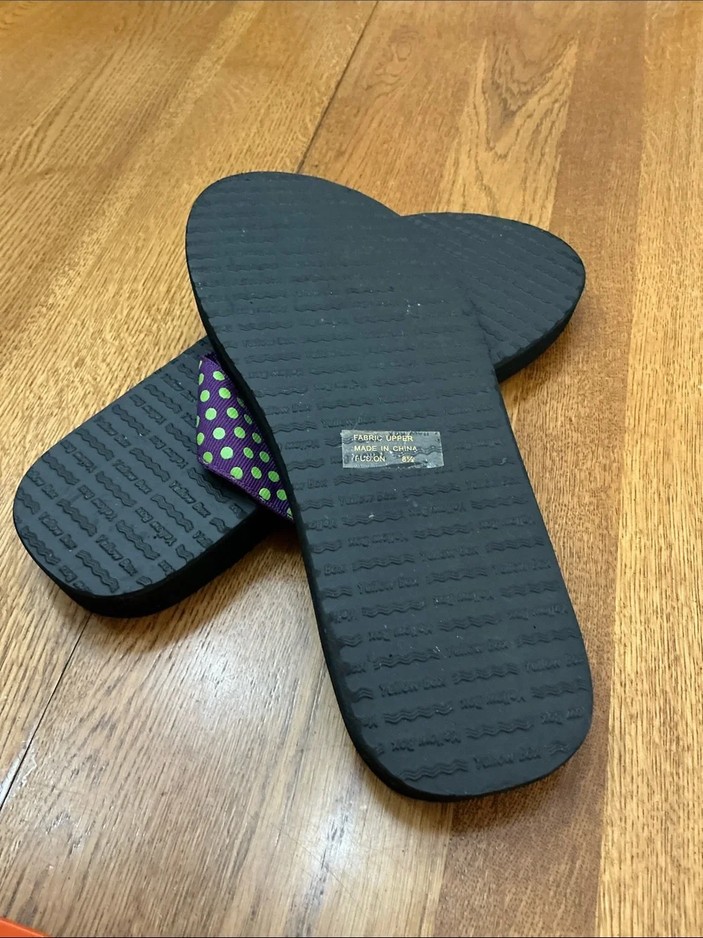 Woman’s Yellow Box flip flops purple with green polka dots. Size 8.5. New! Never - Picture 5 of 6